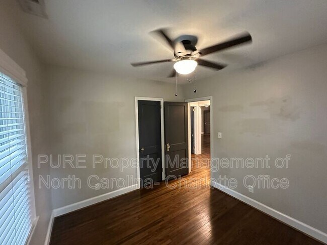Building Photo - 2615 Ashley Rd