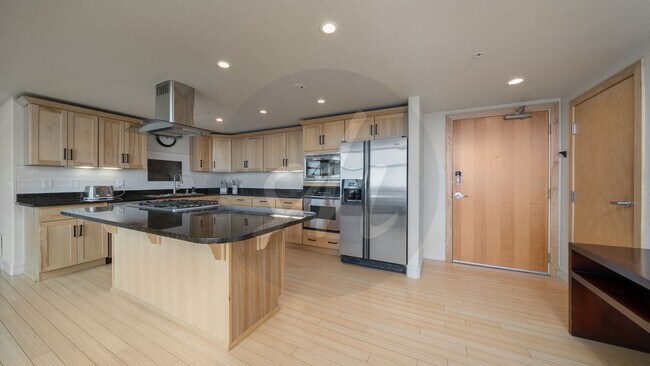 Building Photo - Citywalk Penthouse in Downtown Colorado Springs