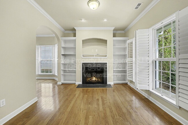 Building Photo - 13844 Cypress Woods Dr