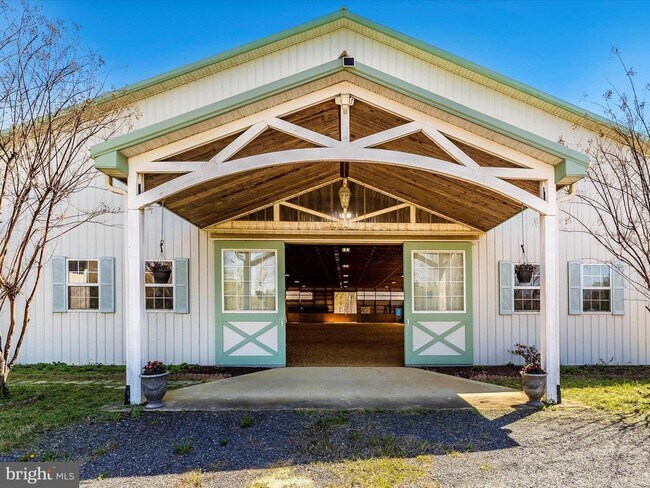 Building Photo - 15104 Gardner Rd