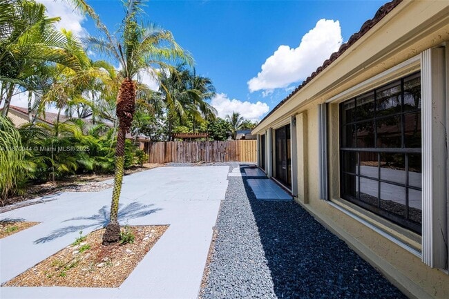 Building Photo - 15157 SW 95th St