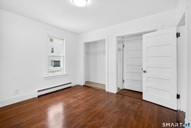 Building Photo - 168 Black Rock Ave