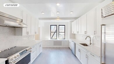 Building Photo - 210 E 68th St