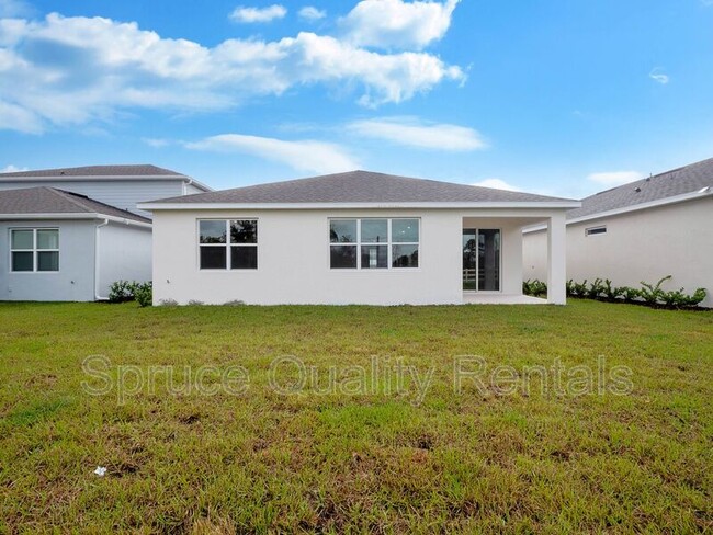 Building Photo - 5641 Cedar Chase Dr