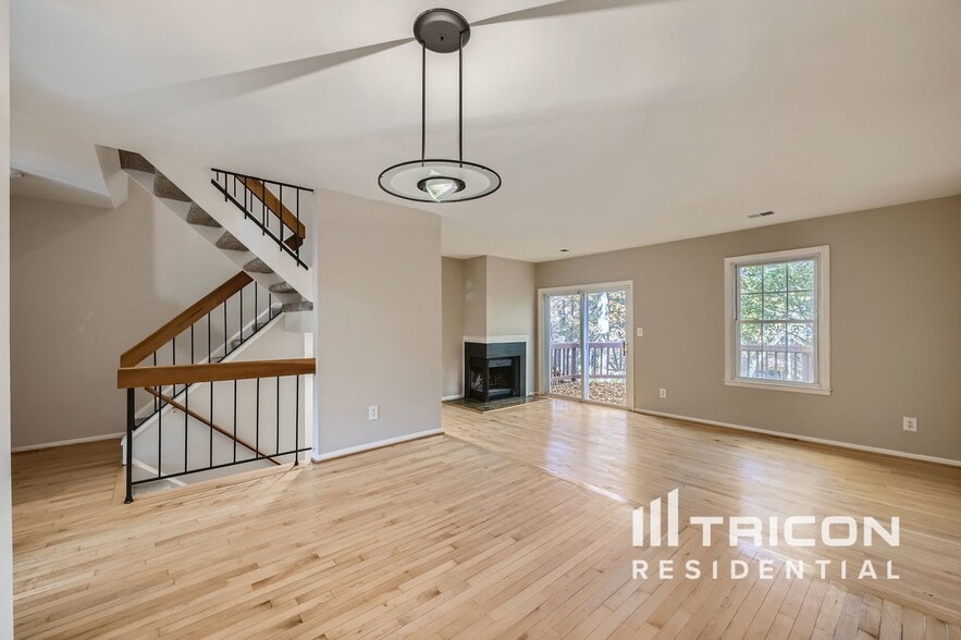 Building Photo - 337 Wye Mill Ct