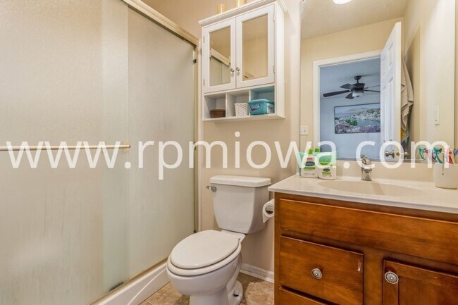 Building Photo - NEAR WESTWOOD ELEMENTARY!! 4 Bedroom, 3 Bath Home in Ankeny