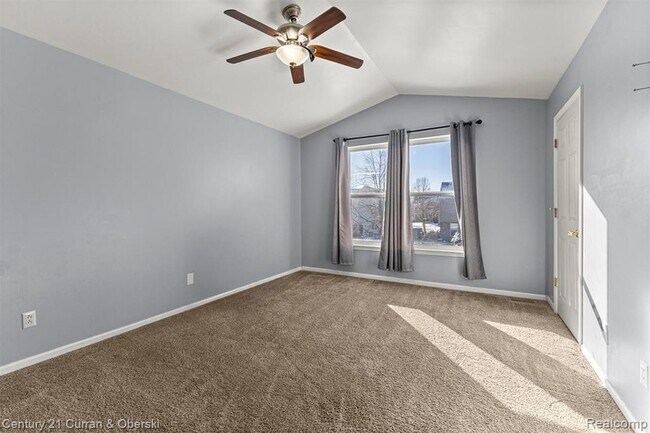 Building Photo - 7164 Richmond Dr