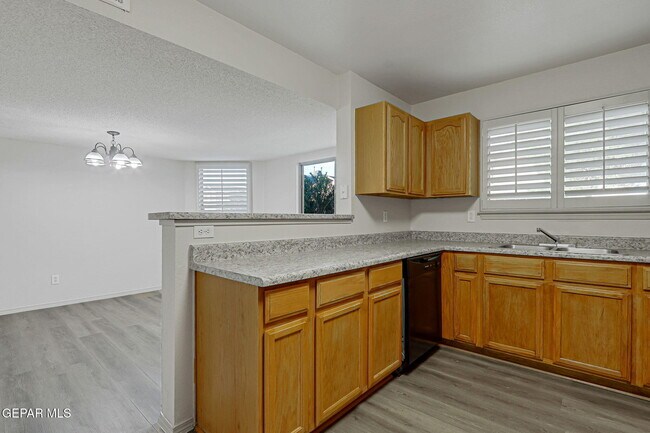 Building Photo - 14309 Pacific Point Dr