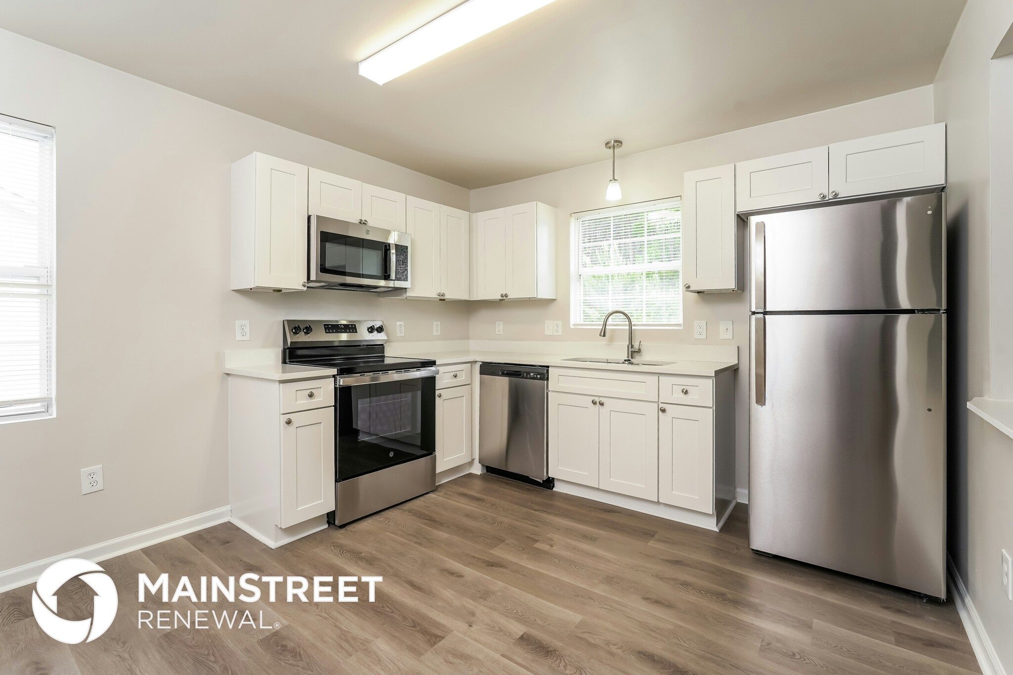 Building Photo - 326 Mountview Dr