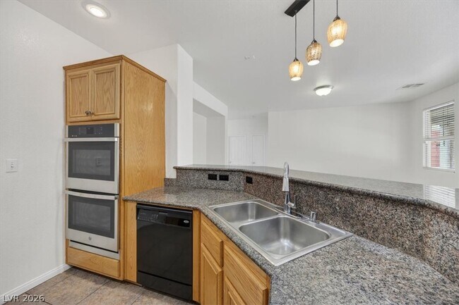 Building Photo - 5365 Fairbranch Ln