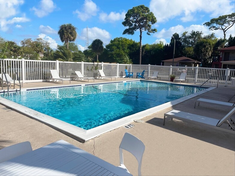 Refreshing Pool - Cypress Place Apartments