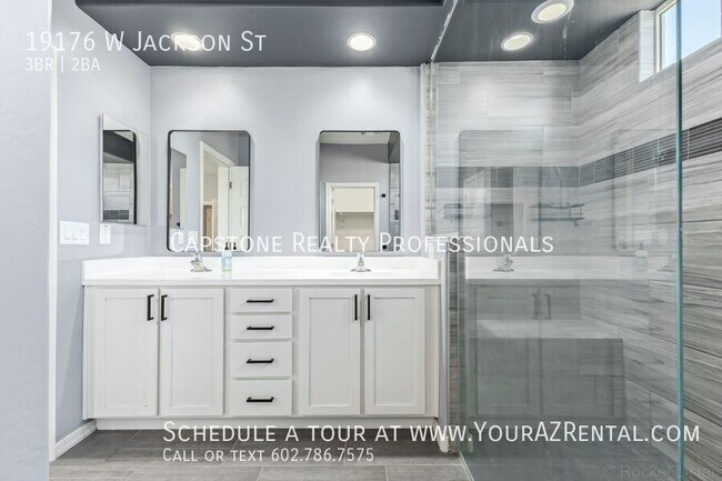 Building Photo - 19176 W Jackson St