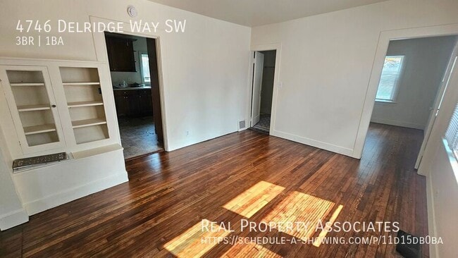 Building Photo - 4746 Delridge Way SW