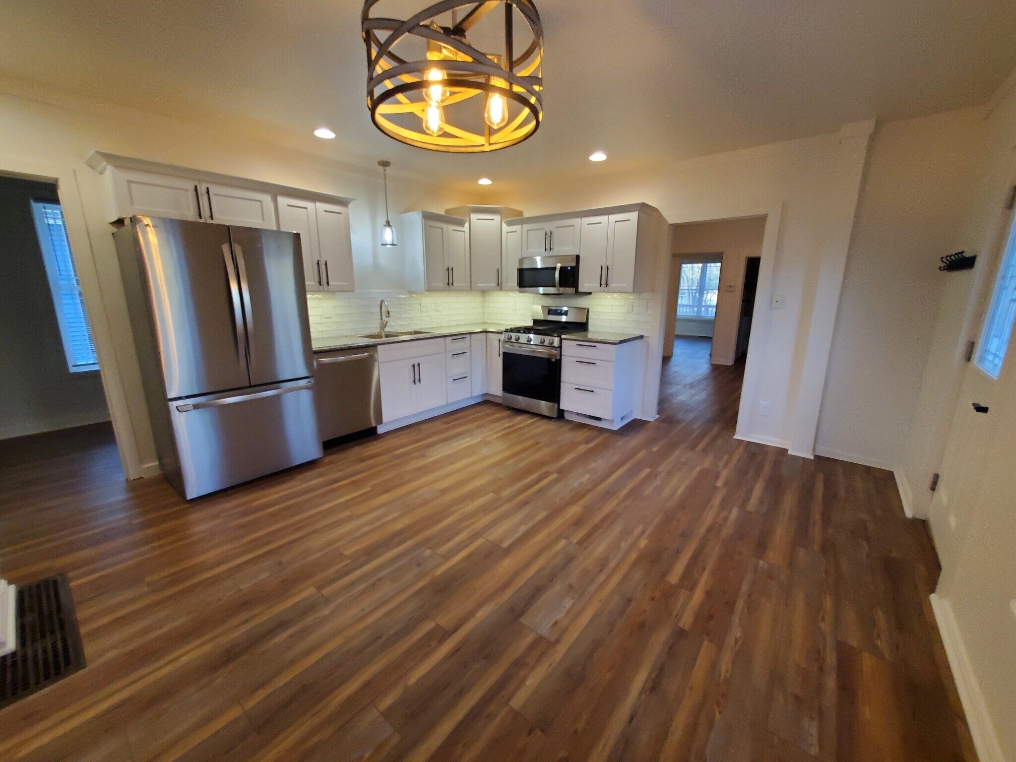 Building Photo - 4024 Niles Rd