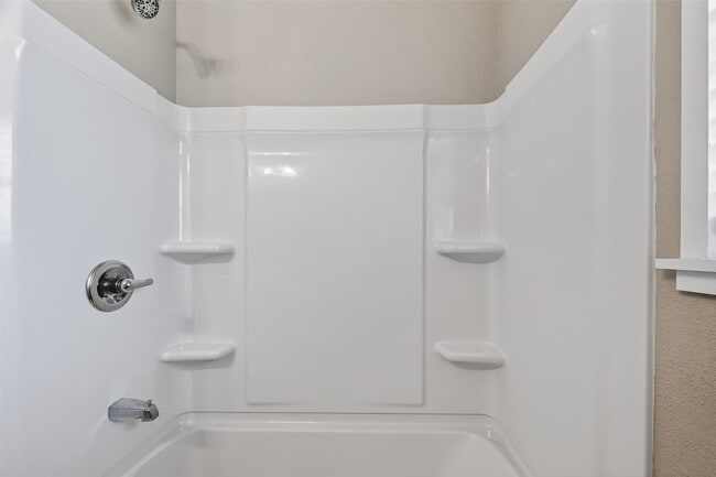 Building Photo - 3613 Truxton Dr