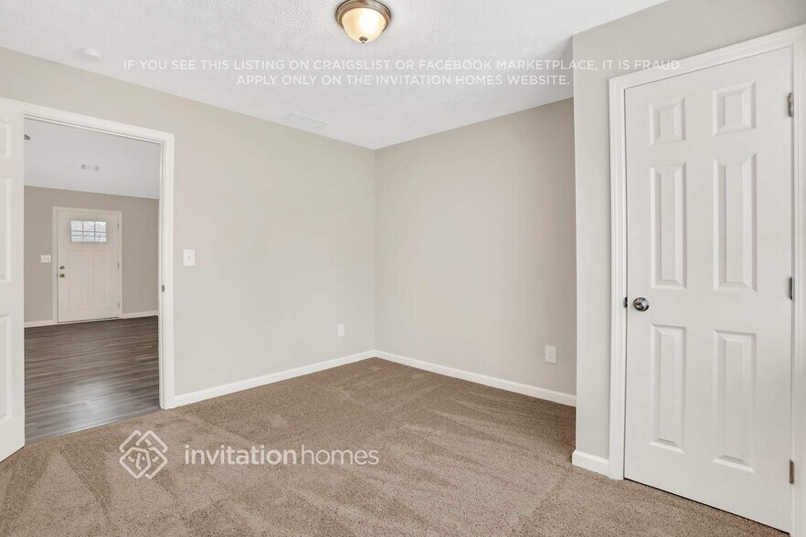 Building Photo - 2628 Laurel Woods Ln SE