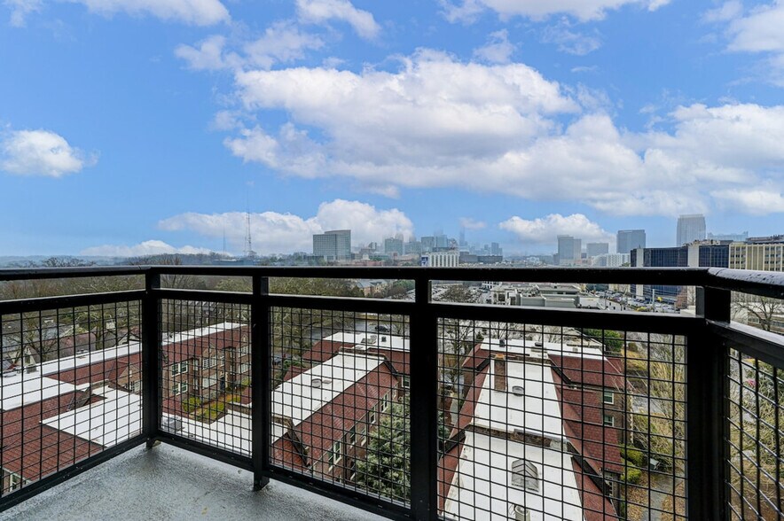 Building Photo - 1776 Peachtree Rd NE