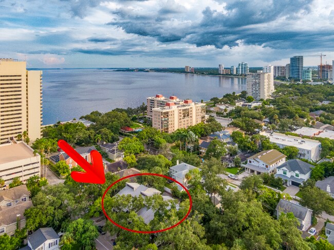 Building Photo - 1509 S Bay Villa Pl