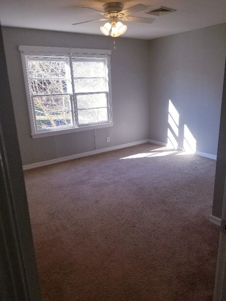 Building Photo - 112 Lancaster St