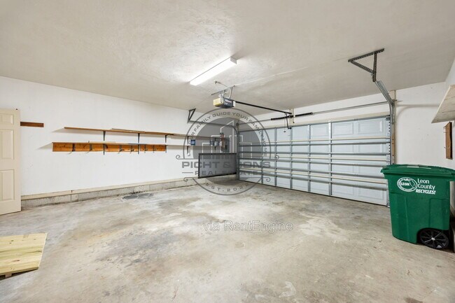 Building Photo - 3301 Lemoyne Ct