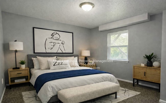 Building Photo - Raytown Duplex Available for Immediate Move-In