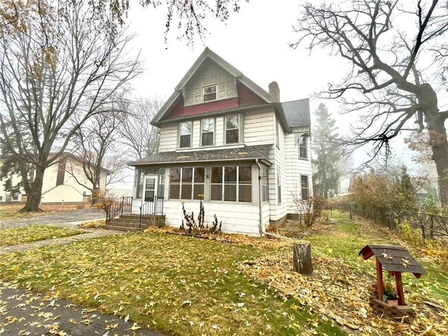 Building Photo - 2193 1st St