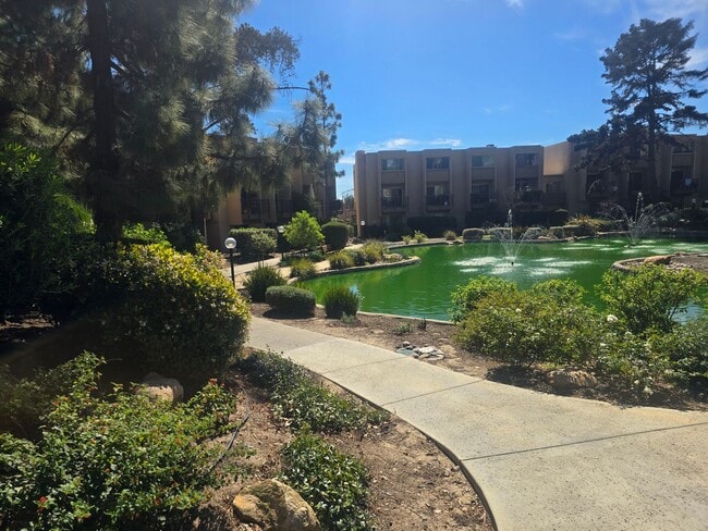 Building Photo - 1 Bed 1 Bath Close to Lake Murray