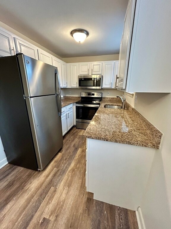 Building Photo - 70 Charles River Rd