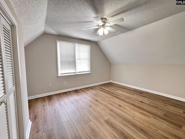 Building Photo - 103 Riverwalk Ct