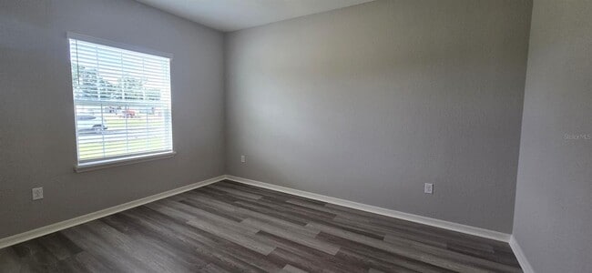 Building Photo - 7501 SW 107th Ln