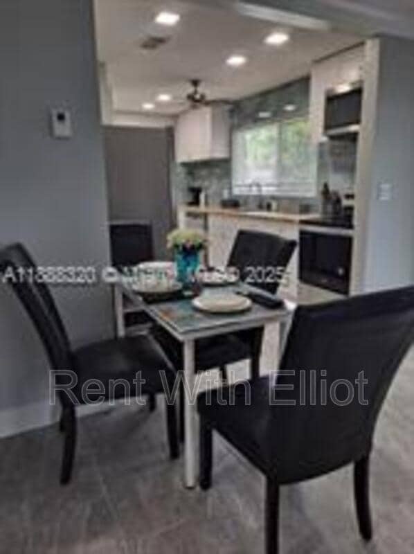 Building Photo - 2242 Polk St