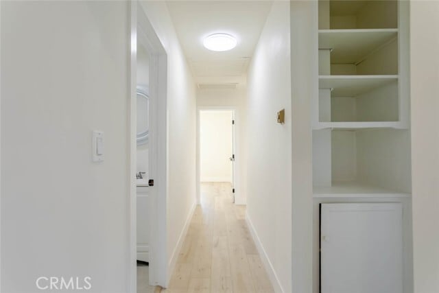 Building Photo - 20026 Kittridge St