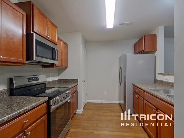 Building Photo - 5318 Artesa Ct