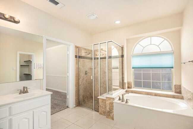 Building Photo - Discover your dream rental in Fort Worth, TX!