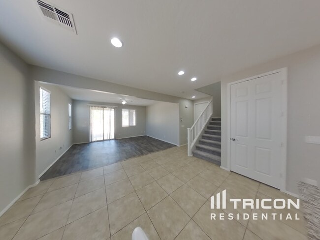 Building Photo - 12226 W Chase Ln