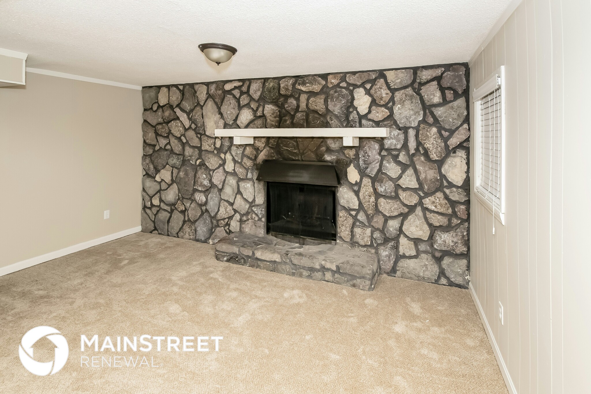 Building Photo - 5908 Elizabeth Dr