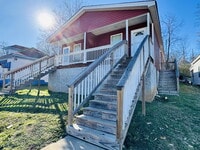 Building Photo - 4607 Kirkland Ave