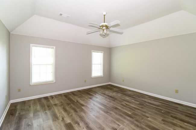 Building Photo - 498 W Tipton Lake Cir