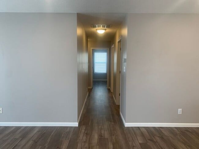 Building Photo - Experience modern living in this beautifully designed 4-bedroom, 2 full-bath home located East of...