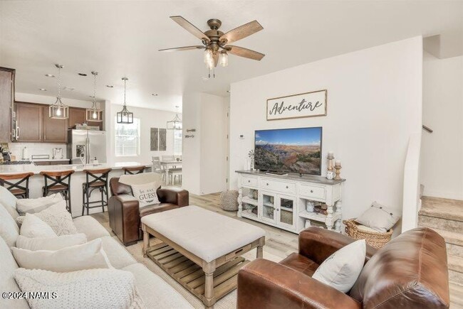 Building Photo - 2591 W Pollo Cir