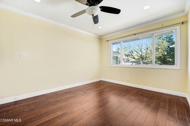 Building Photo - 23353 Balmoral Ln