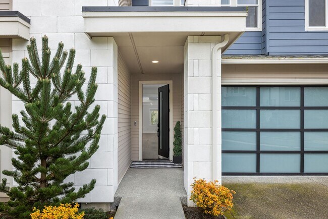 Building Photo - 7967 112th Ln SE