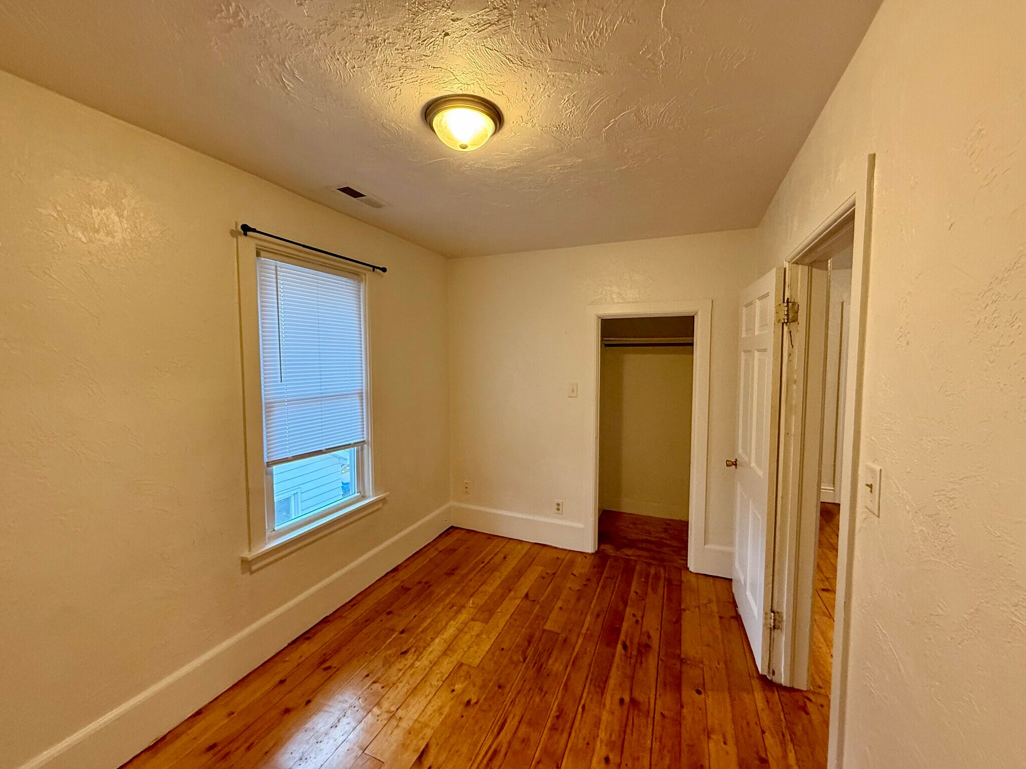 Building Photo - 1413 N 11th St