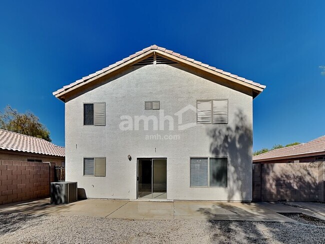 Building Photo - 10633 W Piccadilly Rd