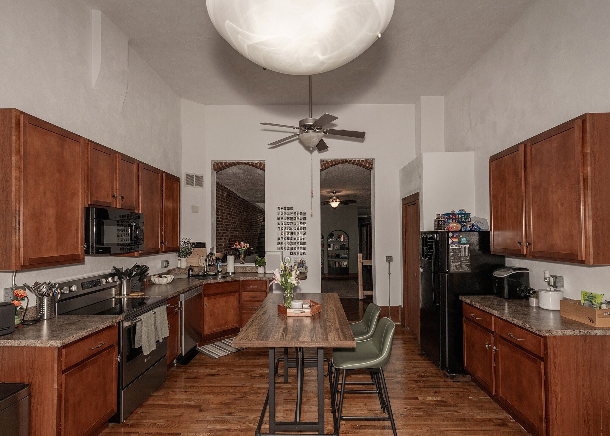 Building Photo - 1606 2nd Ave