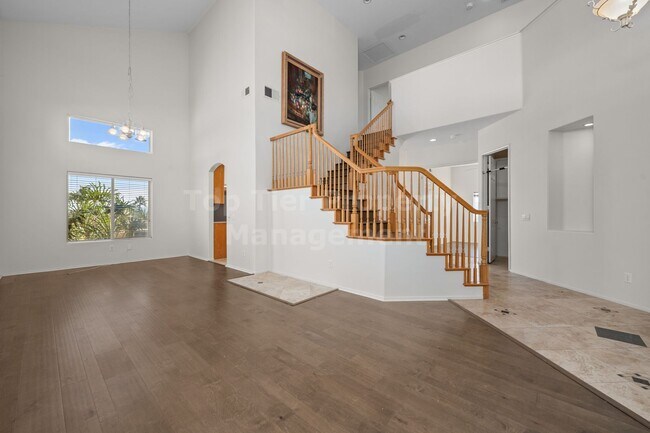 Building Photo - Beautiful 4 bed, 3 bath, 2,726 sqft House in Peaceful San Marcos Neighborhood - Available NOW