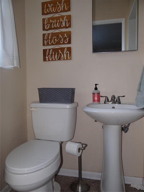 Building Photo - 3000 28th Ave N