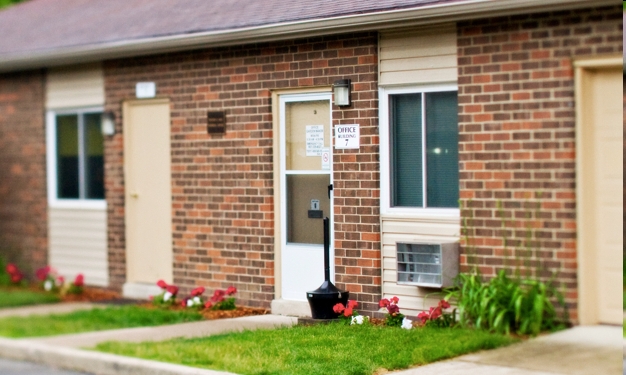 Building Photo - Garden Manor Apartments