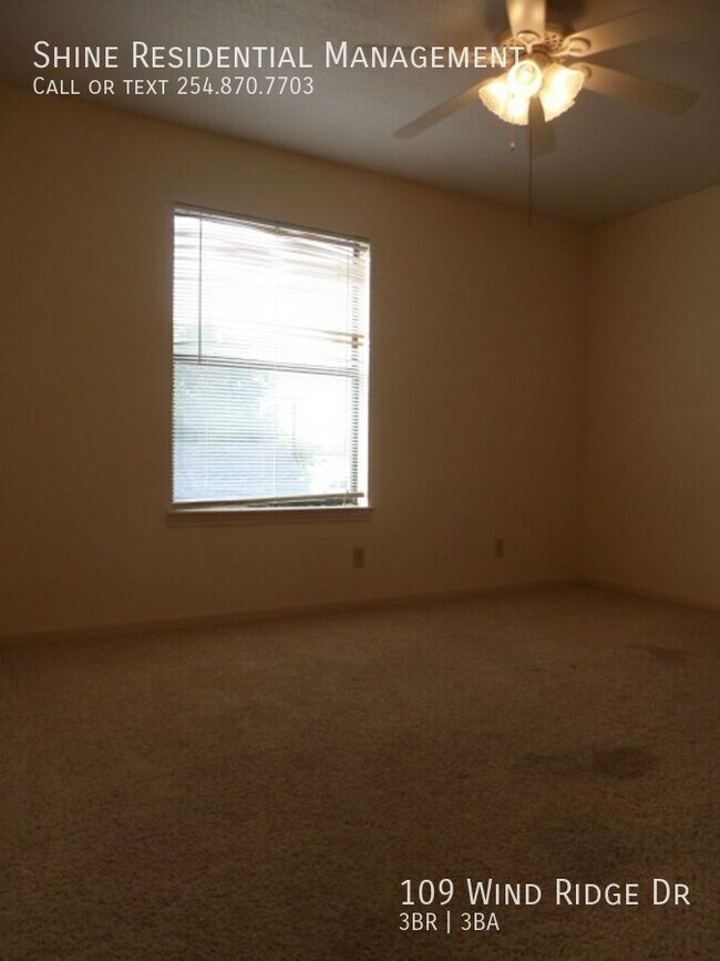 Building Photo - 109 Wind Ridge Dr