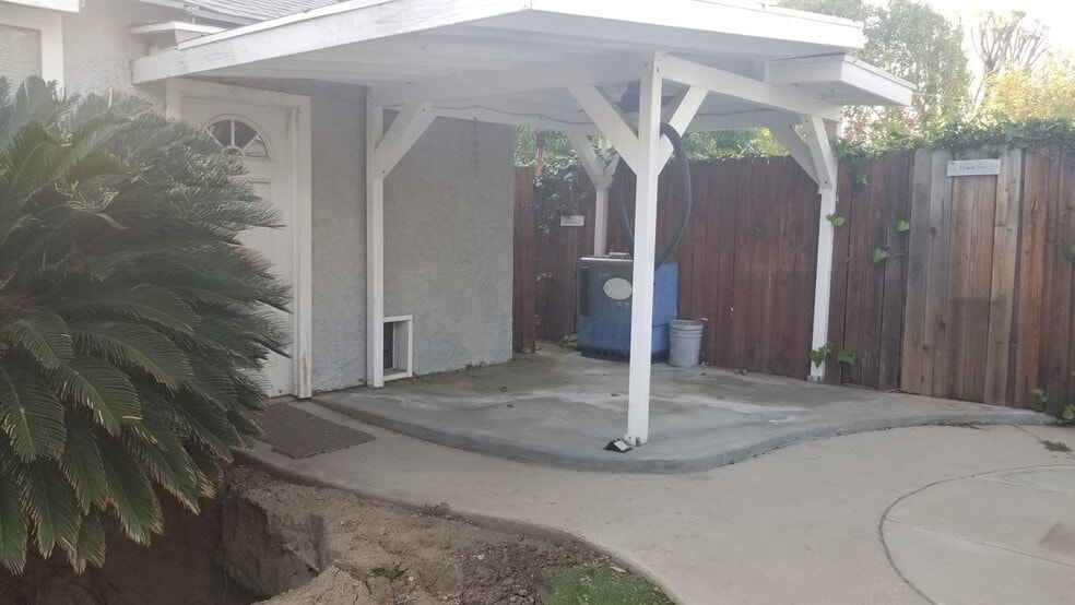 Building Photo - 6851 Wilbur Ave